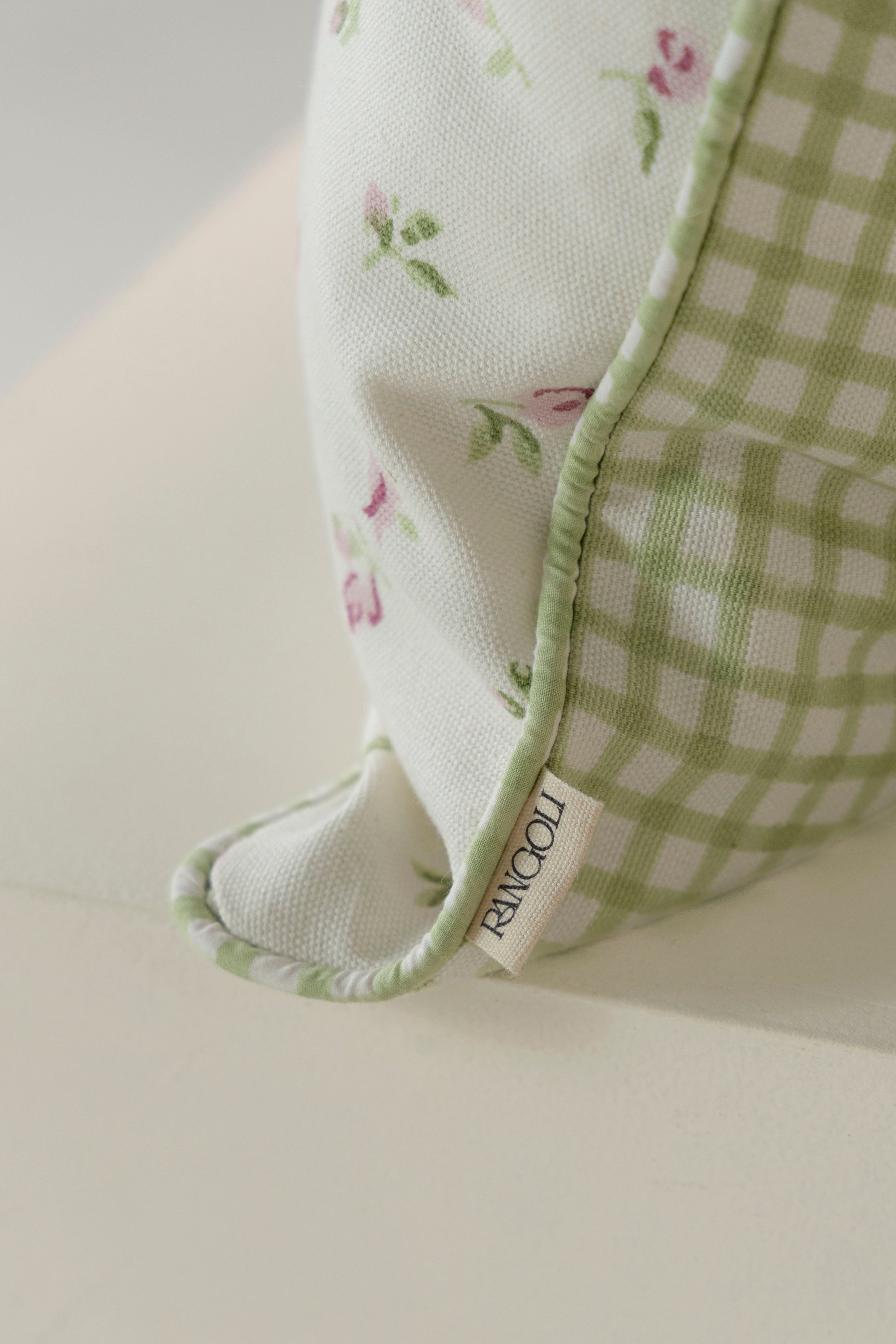 כרית נוי Petite Fleur | בעבודת יד