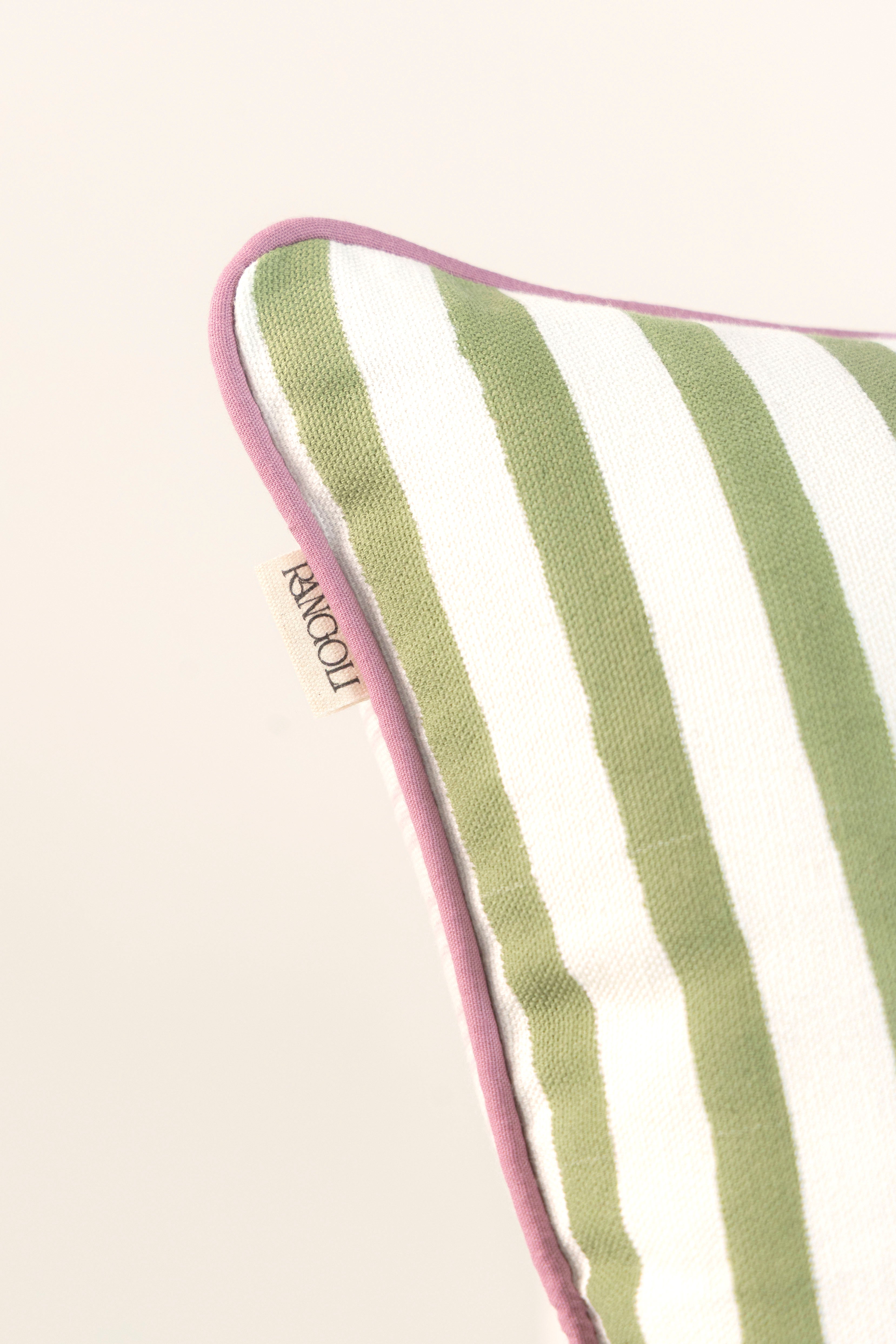 כרית נוי Stripes | בלעדי למכירה של נתנאלה