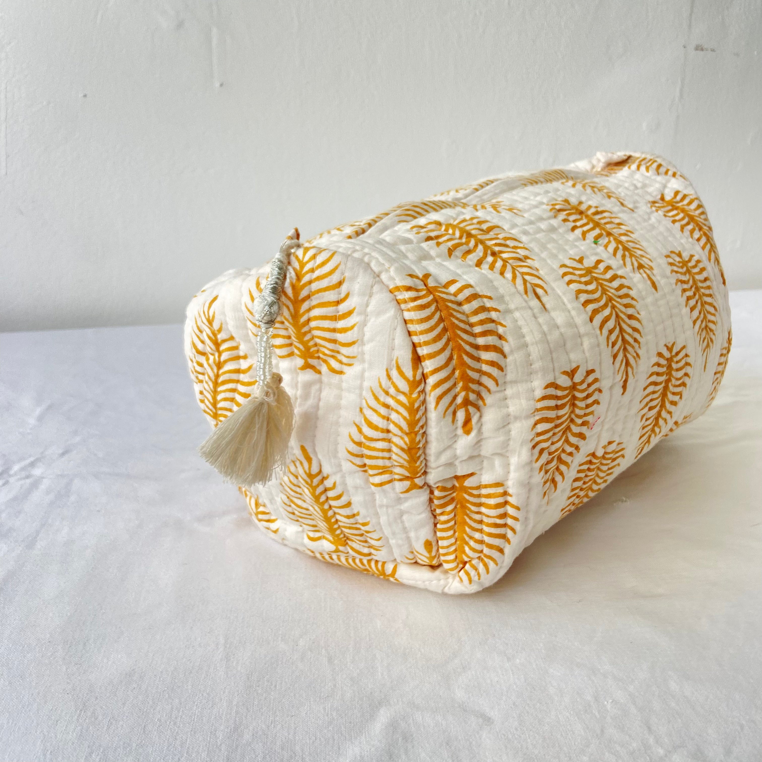 Toiletry Bag Dafna | Handprinted Cotton