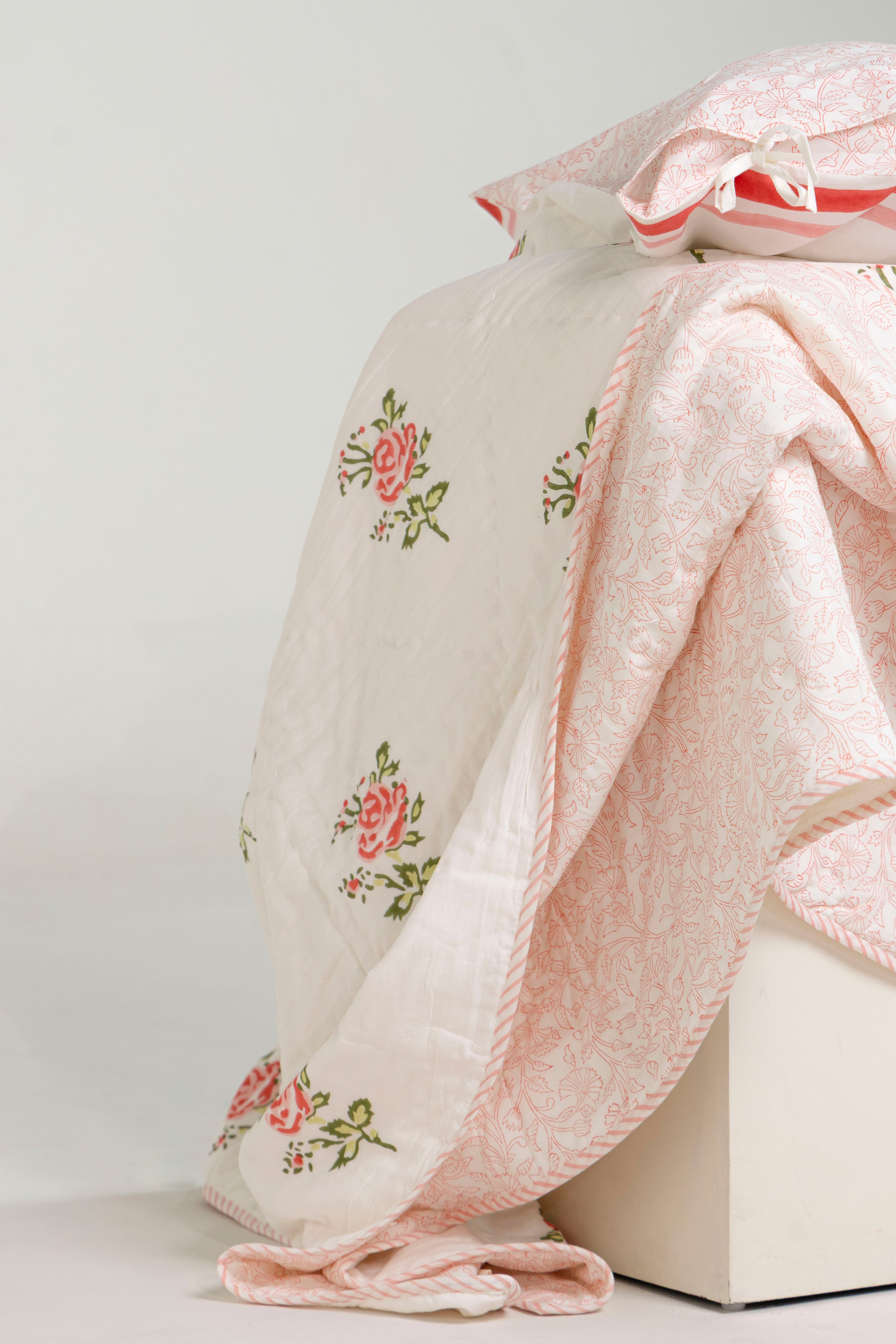 שמיכת קווילט ״ורד״ | בעבודת יד | 100% כותנה